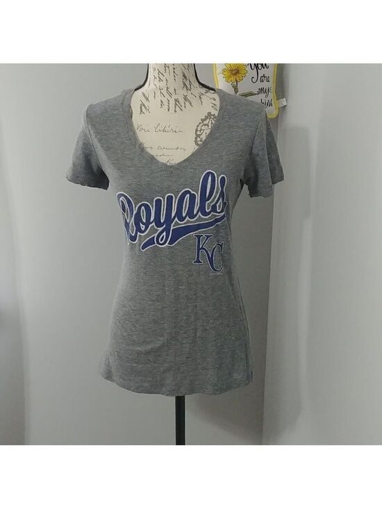 5th & Ocean Tops - 5th & Ocean Kansas City Royals Grey Short Sleeve V Neck Top M